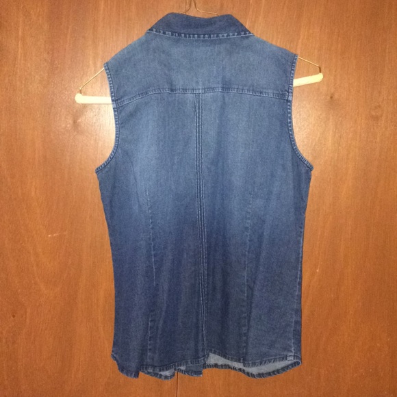 Jean Tanktop - Picture 2 of 2